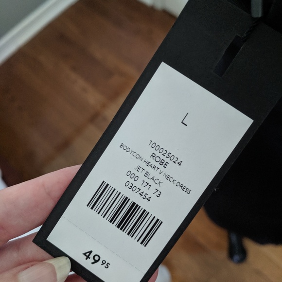 Cocktail or work dress - Picture 4 of 4